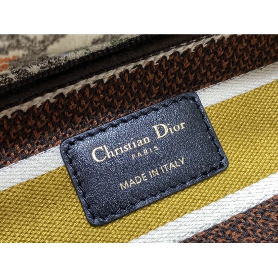 Dior Bags Top Quality
Five Grid Dior Bags Top Quality
Five Grid