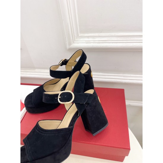 Valentino Shoes Top Quality Valentino Shoes Top Quality
