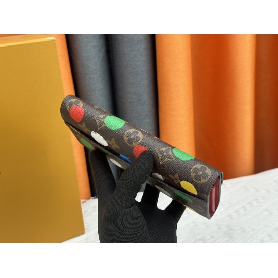 LV Bags High Quality Flip Wallet
