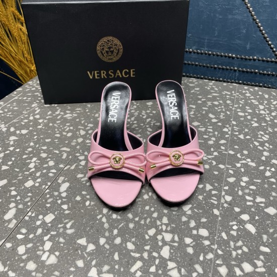 Versace Shoes Fashion shoes
Top Quality Versace Shoes Fashion shoes
Top Quality