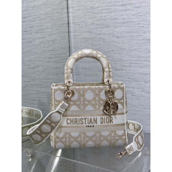 Dior Bags Top Quality
Five Grid Dior Bags Top Quality
Five Grid