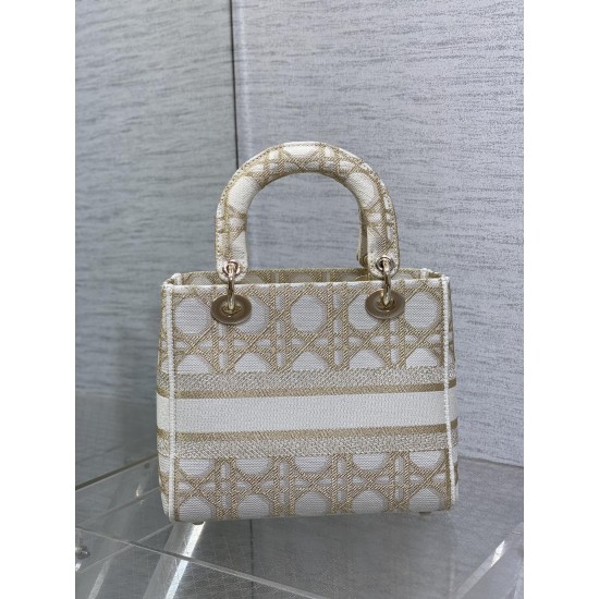 Dior Bags Top Quality
Five Grid Dior Bags Top Quality
Five Grid