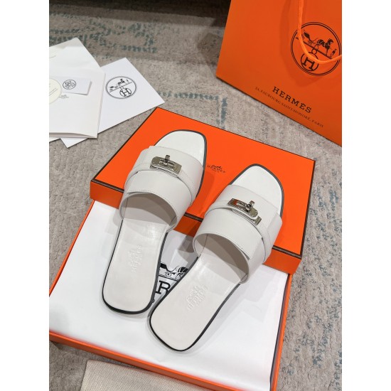 Hermes Shoes Top Quality
35-42 Hermes Shoes Top Quality
35-42