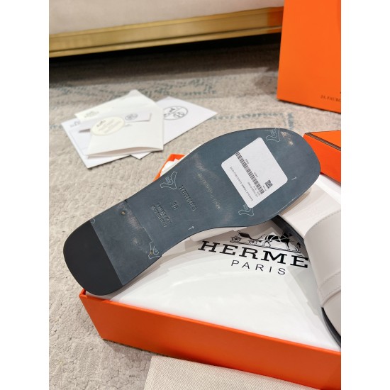 Hermes Shoes Top Quality
35-42 Hermes Shoes Top Quality
35-42