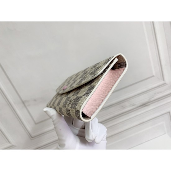 LV Bags High Quality Flip Wallet
LV Bags High Quality Flip Wallet
