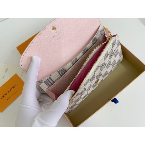LV Bags High Quality Flip Wallet
LV Bags High Quality Flip Wallet
