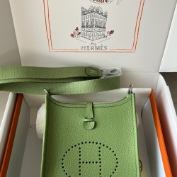 Hermes Bags Top Quality Evelyne 17cm
