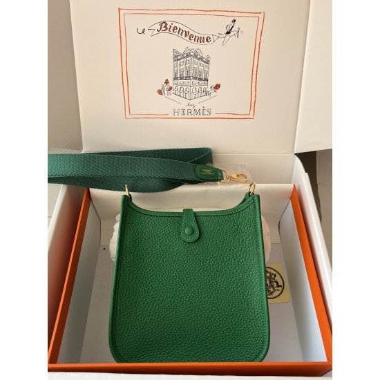 Hermes Bags Top Quality Evelyne 17cm
Hermes Bags Top Quality Evelyne 17cm