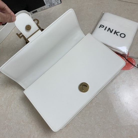 Pinko Bags Top Quality
27*17*8cm Pinko Bags Top Quality
27*17*8cm