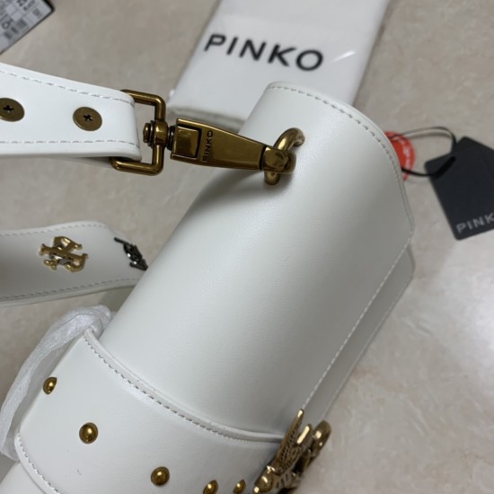 Pinko Bags Top Quality
27*17*8cm Pinko Bags Top Quality
27*17*8cm