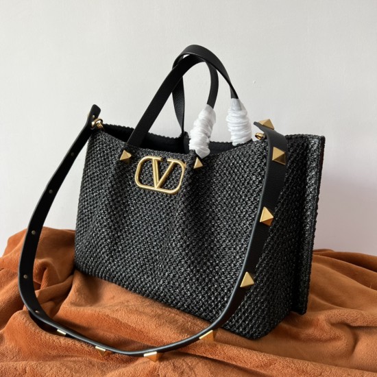 Valentino Bags Top Quality
35/25/17cm Valentino Bags Top Quality
35/25/17cm