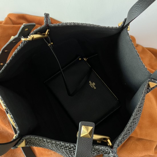 Valentino Bags Top Quality
35/25/17cm Valentino Bags Top Quality
35/25/17cm