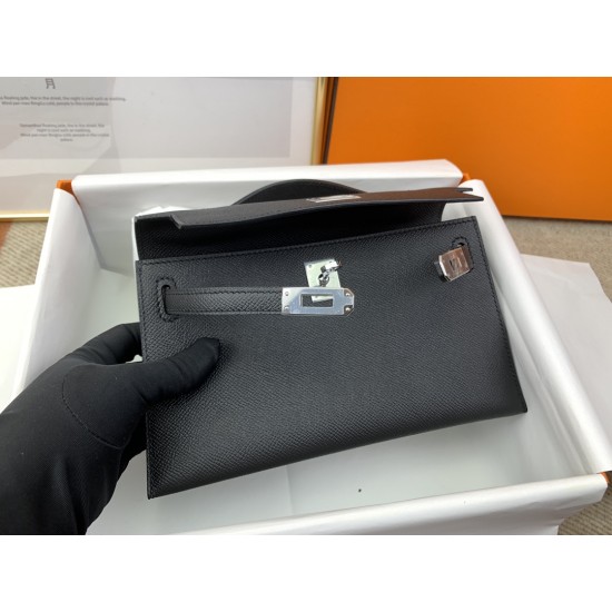 Hermes Bags Top Quality Minikelly 二代
19cm $220 Hermes Bags Top Quality Minikelly 二代
19cm $220