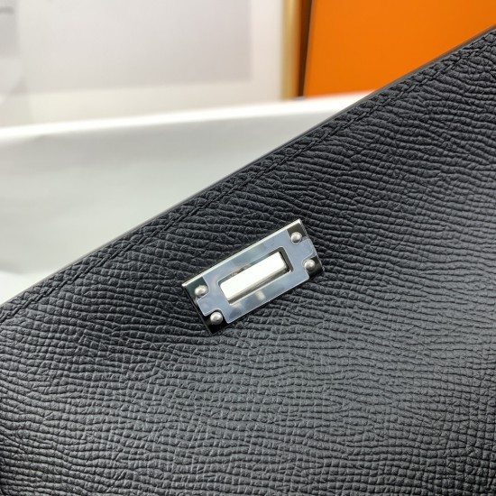 Hermes Bags Top Quality Minikelly 二代
19cm $220 Hermes Bags Top Quality Minikelly 二代
19cm $220