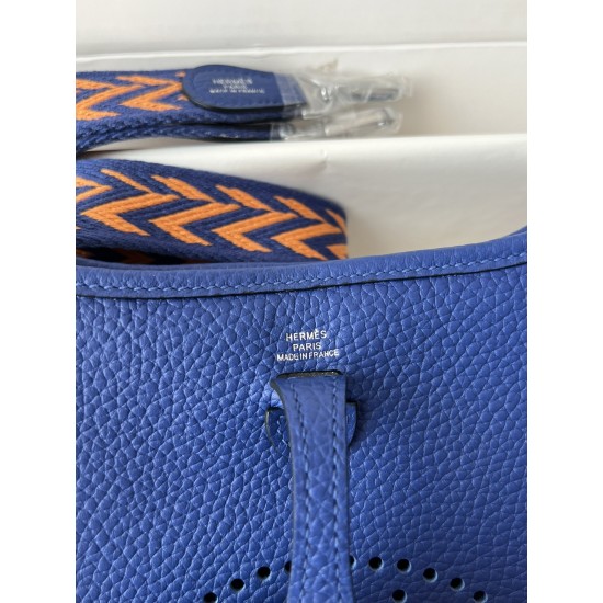 Hermes Bags Top Quality Evelyne 17cm
Hermes Bags Top Quality Evelyne 17cm