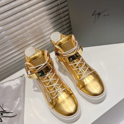 CL Shoes Casual shoes

 Top Quality
