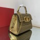 Valentino Bags Top Quality
35/25/17cm Valentino Bags Top Quality
35/25/17cm