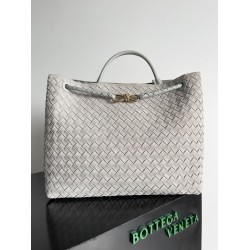 BV Bags Top Quality ANDIAMO 743575