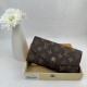 LV Bags High Quality Flip Wallet
LV Bags High Quality Flip Wallet