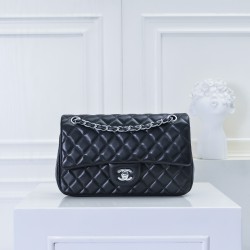 Chanel 1112
