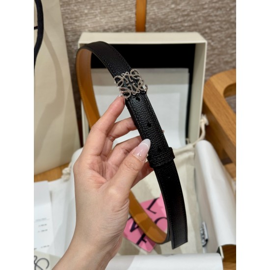 Loewe Belts
Top Quality Loewe Belts
Top Quality