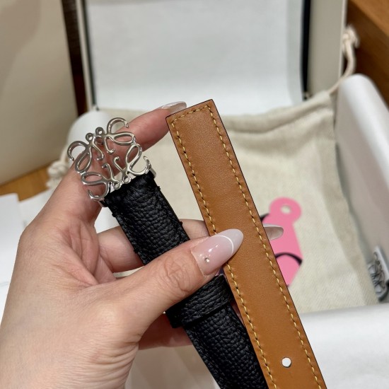Loewe Belts
Top Quality Loewe Belts
Top Quality