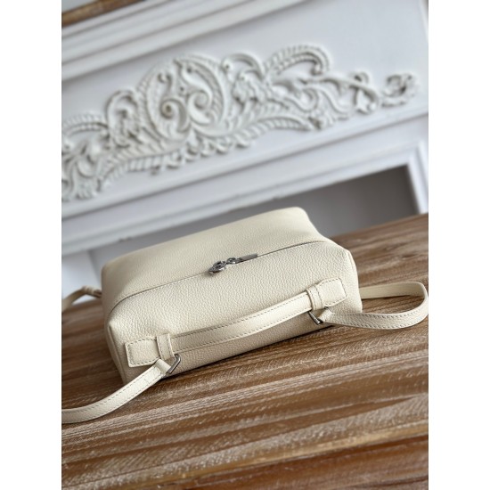 LP Bags Top Quality Size: 23 × 8 × 22cm LP Bags Top Quality Size: 23 × 8 × 22cm