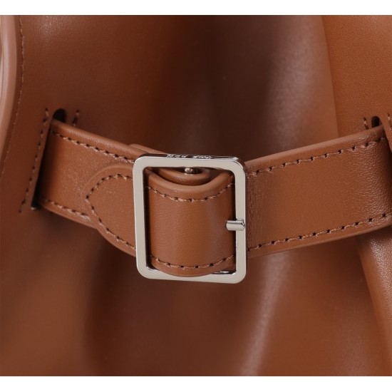 The Row Bags Top Quality
Small:26.20.18
Big:38.26.23 The Row Bags Top Quality
Small:26.20.18
Big:38.26.23