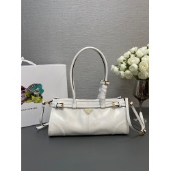 Prada Bags Top Quality
32x15.5x12cm