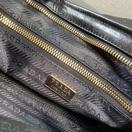 Prada Bags Top Quality
32x15.5x12cm Prada Bags Top Quality
32x15.5x12cm