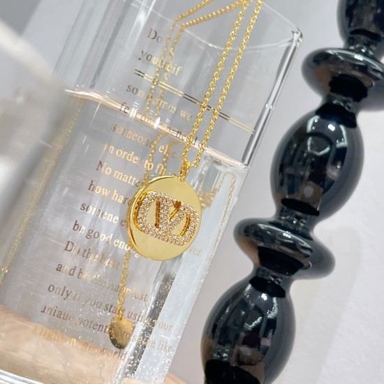Valentino Jewelry High Quality Valentino Jewelry High Quality