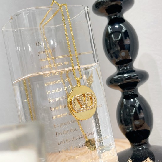 Valentino Jewelry High Quality Valentino Jewelry High Quality