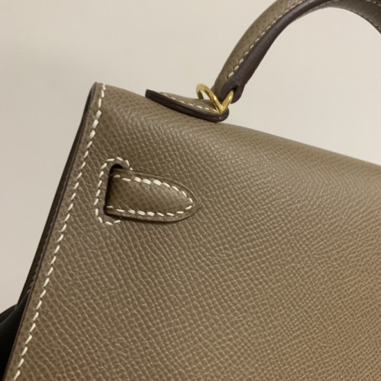Hermes Bags Top Quality Minikelly 二代
19cm $220 Hermes Bags Top Quality Minikelly 二代
19cm $220