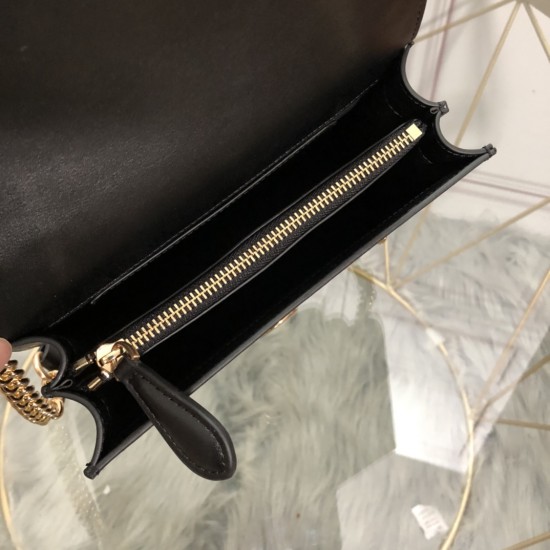 Pinko Bags Top Quality
21x13x6 Pinko Bags Top Quality
21x13x6