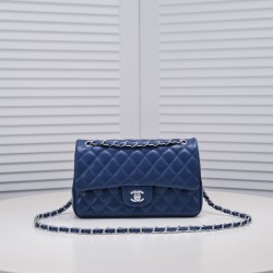 Chanel 1112