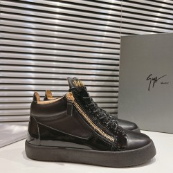 CL Shoes Casual shoes

 Top Quality