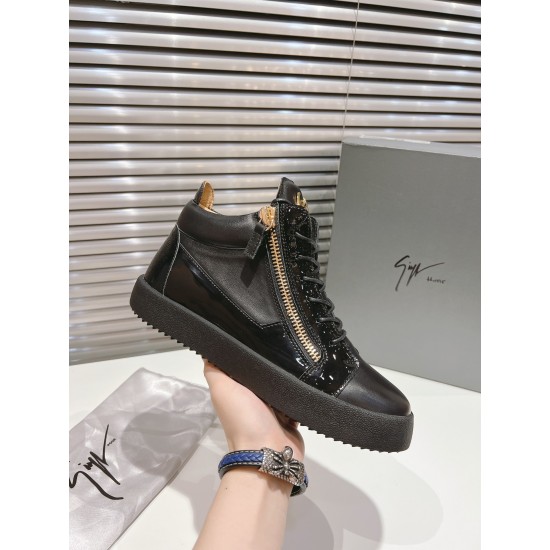 CL Shoes Casual shoes
Top Quality CL Shoes Casual shoes
Top Quality