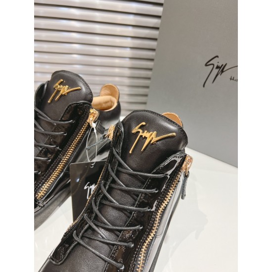 CL Shoes Casual shoes
Top Quality CL Shoes Casual shoes
Top Quality