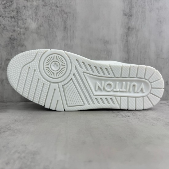 LV Shoes Top Quality
women 35-40 

men 39-45