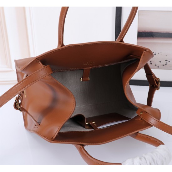 The Row Bags Top Quality
Small:26.20.18
Big:38.26.23 The Row Bags Top Quality
Small:26.20.18
Big:38.26.23