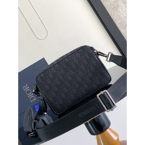 Dior Bags Top Quality
Saddle Set 23.3 x 16.5 x 4.3 Dior Bags Top Quality
Saddle Set 23.3 x 16.5 x 4.3