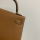 Hermes Bags Top Quality Minikelly 二代
19cm $220 Hermes Bags Top Quality Minikelly 二代
19cm $220