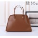 The Row Bags Top Quality
Small:26.20.18
Big:38.26.23 The Row Bags Top Quality
Small:26.20.18
Big:38.26.23