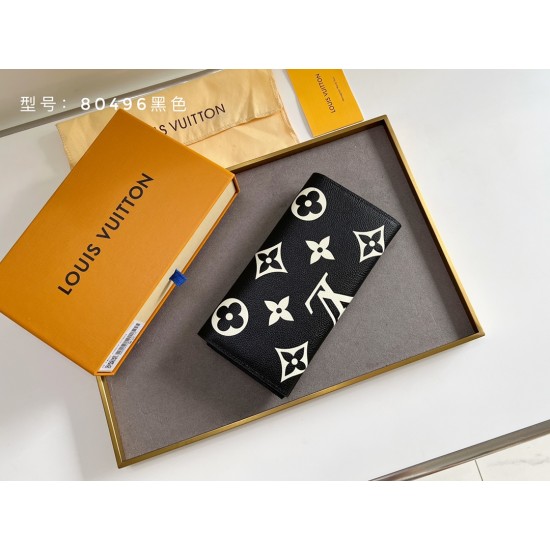 LV Bags High Quality Flip Wallet
LV Bags High Quality Flip Wallet