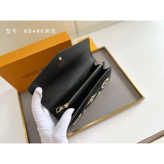 LV Bags High Quality Flip Wallet
LV Bags High Quality Flip Wallet