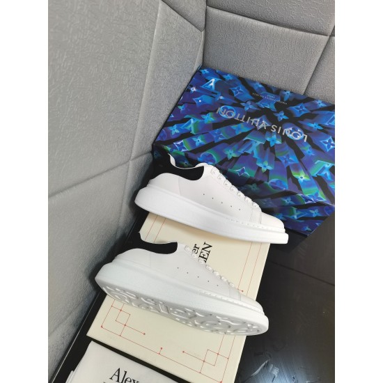 McQueen Shoes High Quality
women 35-40
men 39-44 McQueen Shoes High Quality
women 35-40
men 39-44