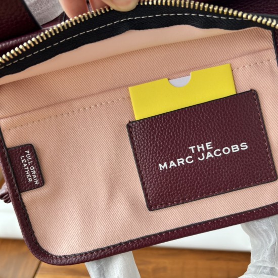 MJ Tote Full leather size: 41 * 34 * 15cm $140 Full leather medium size: 33 * 28 * 13cm $120 Full leather small size: 26 × 20 × 13cm $100 Fabric Large Size: 41 * 34 * 15cm $100 Medium size of fabric: 33 * 28 * 13cm $90 Fabric small size: 26 × 20 × 13cm $8 MJ Tote Full leather size: 41 * 34 * 15cm $140 Full leather medium size: 33 * 28 * 13cm $120 Full leather small size: 26 × 20 × 13cm $100 Fabric Large Size: 41 * 34 * 15cm $100 Medium size of fabric: 33 * 28 * 13cm $90 Fabric small size: 26 × 20 × 13cm $8