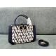 Valentino Bags Top Quality
35/25/17cm Valentino Bags Top Quality
35/25/17cm