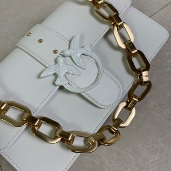 Pinko Bags Top Quality
27*17*8cm Pinko Bags Top Quality
27*17*8cm