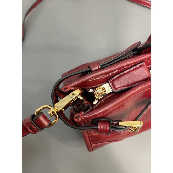 Prada Bags Top Quality
32x15.5x12cm Prada Bags Top Quality
32x15.5x12cm